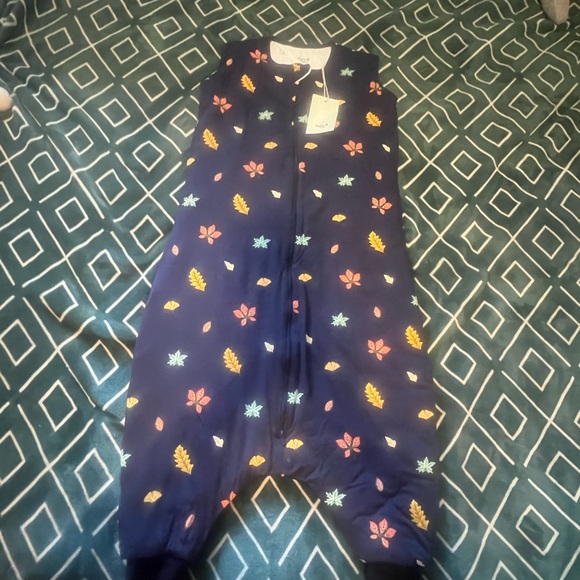 Kyte BABY Other - Kyte BABY 	
Sleep Bag Walker in Foliage 2.5
Foliage / XL(4T)